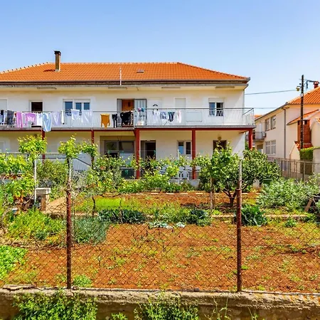 Bella 2 Bdr W Parking * Zadar