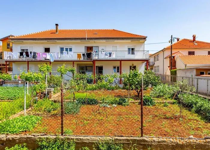 Bella 2 Bdr W Parking * Zára