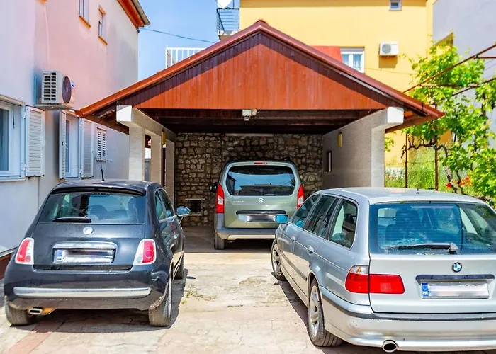 Bella 2 Bdr W Parking * Zára